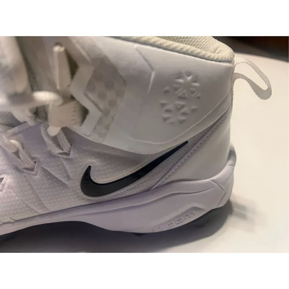 Nike Mens Size 15 Force Savage Rubber Football Cleats Cream White Black Athletic